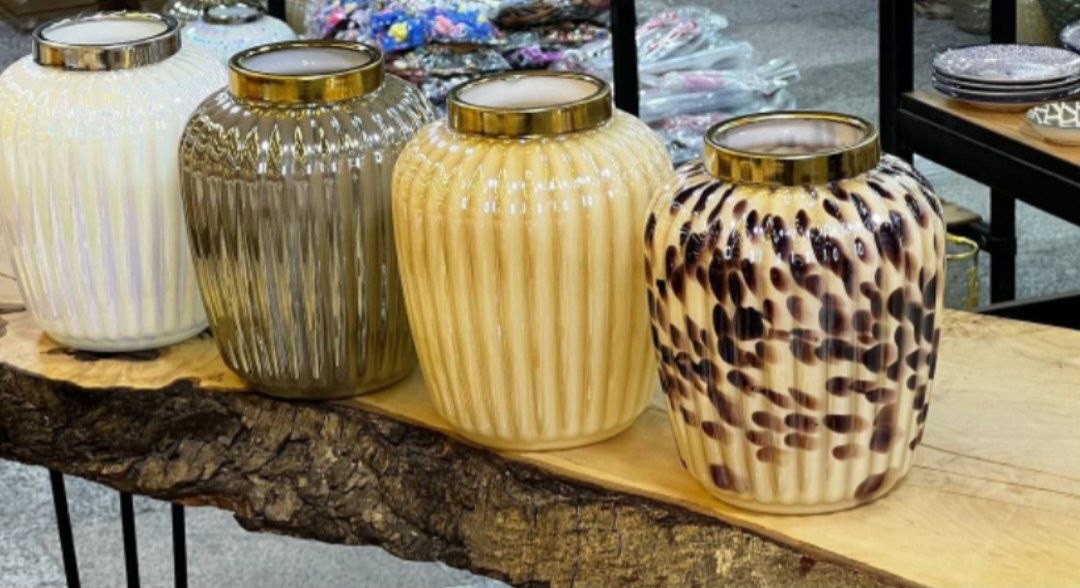 گلدان بلوری رنگی